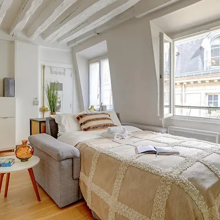 Serenty - 1br - Pompidou & Apartament